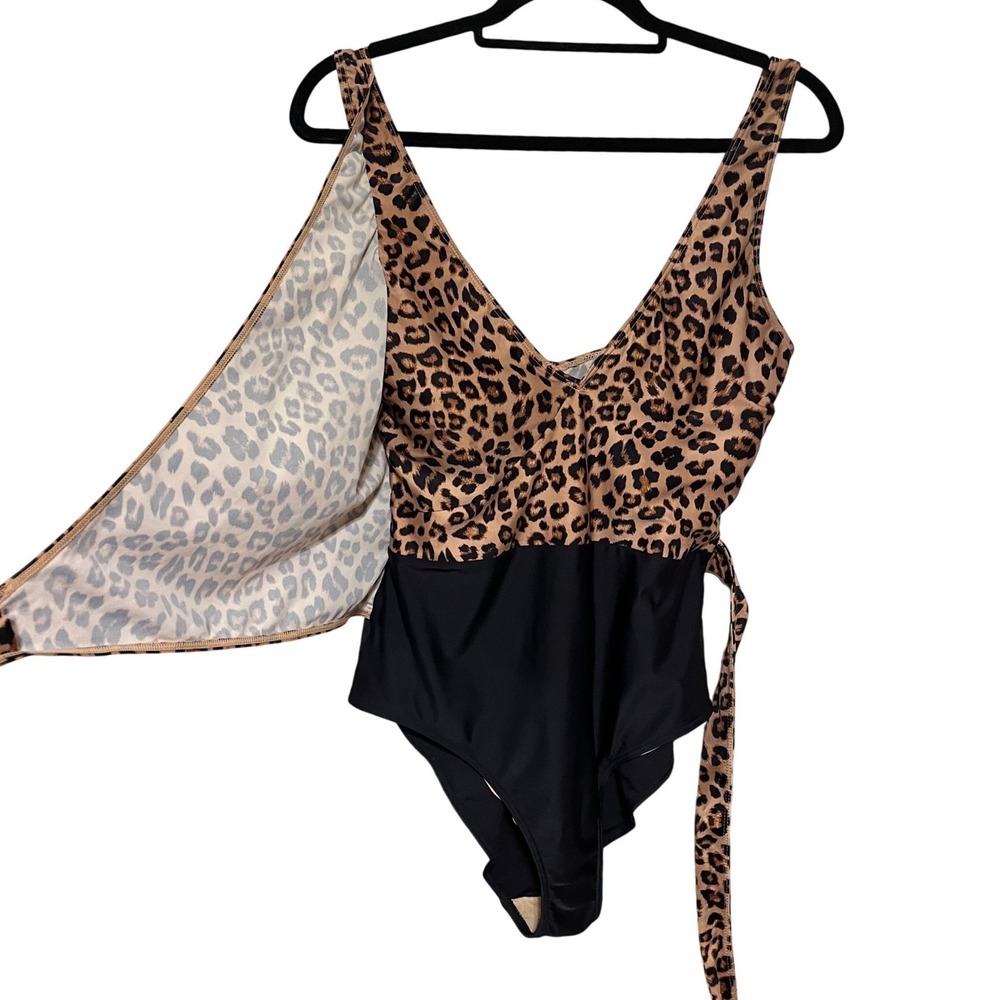 Summersalt The Perfect Wrap One-Piece Swimsuit Leopard Print Black Size 10 - Picture 3 of 8